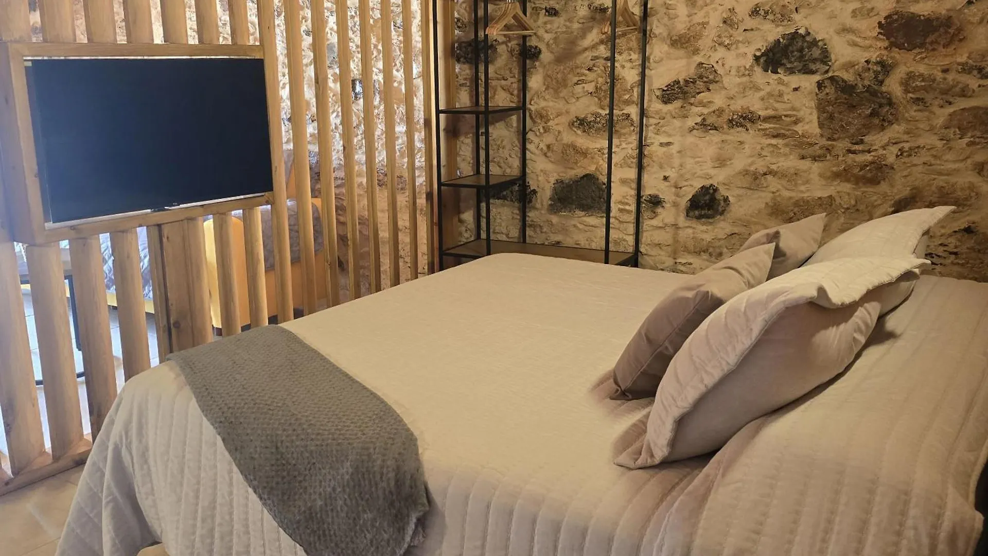 La Montaneta Tefia Suites Apartment