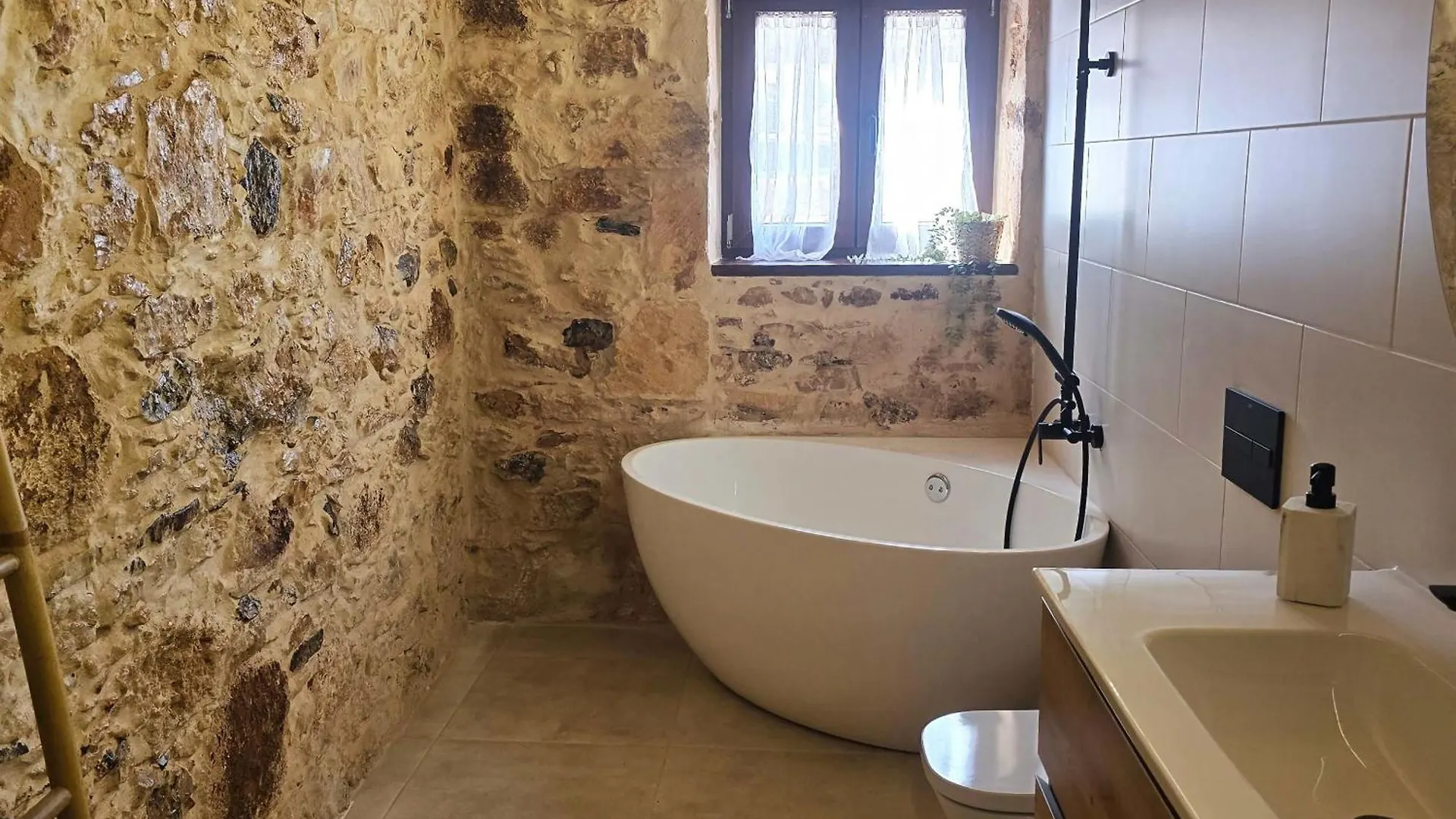 Apartment La Montaneta Tefia Suites