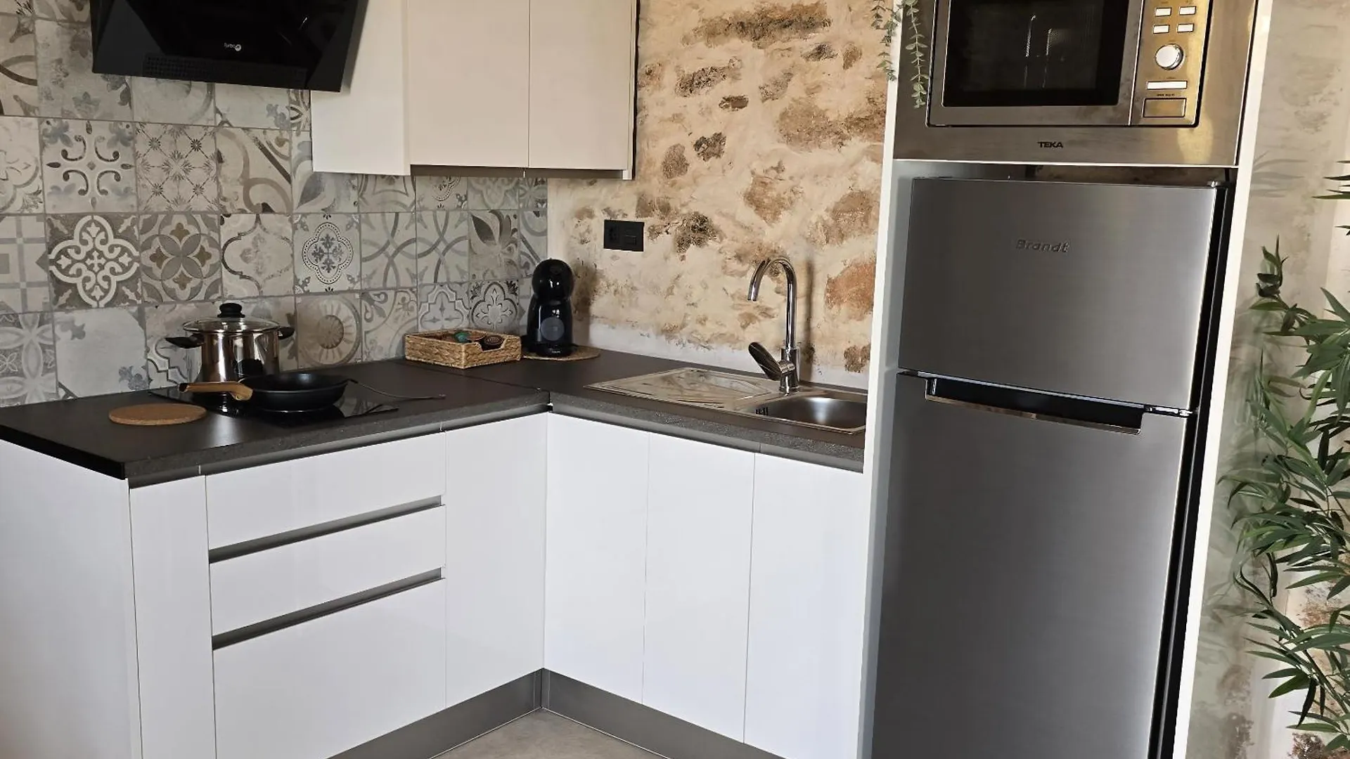 La Montaneta Tefia Suites