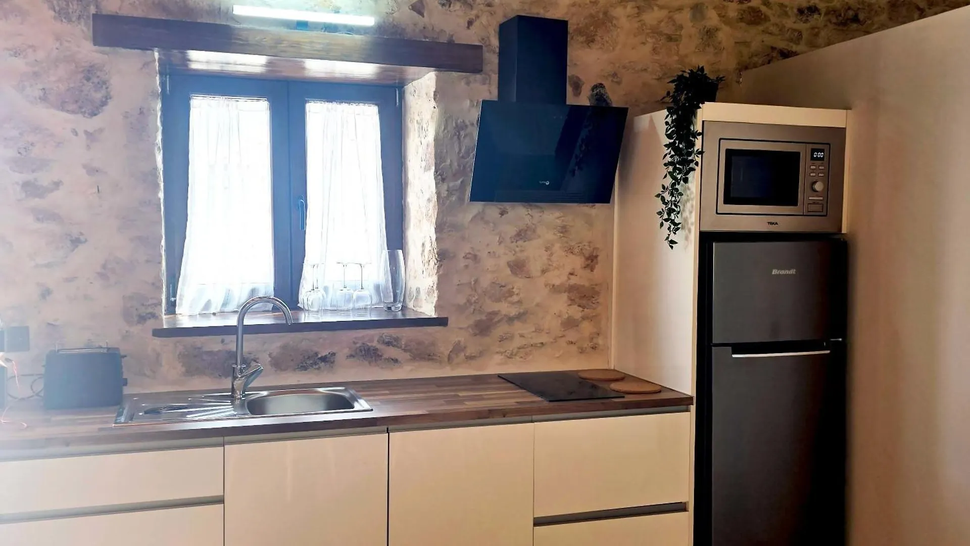La Montaneta Tefia Suites
