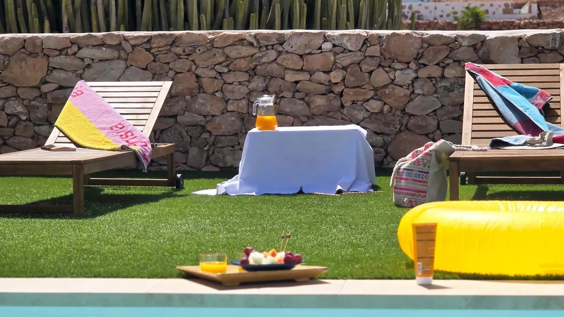 La Montaneta Tefia Suites