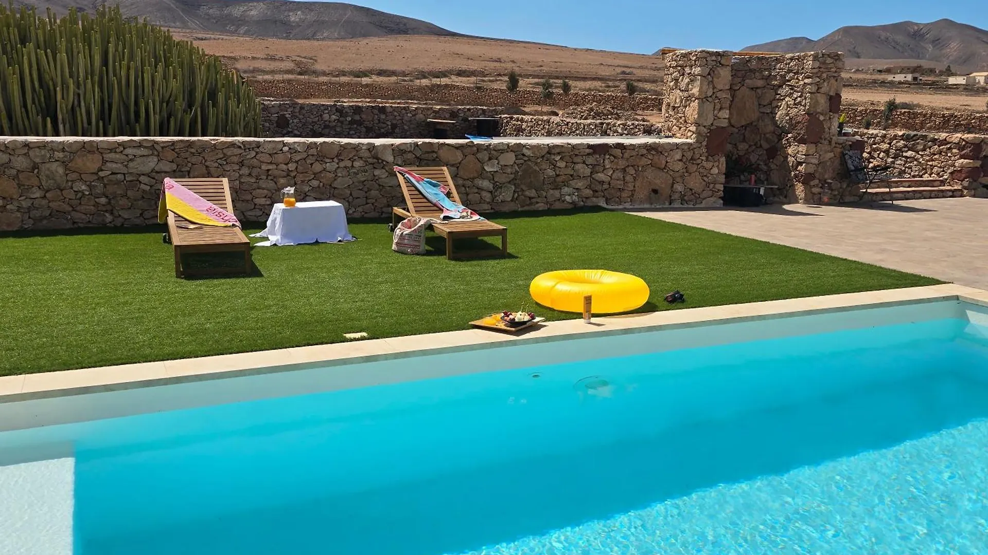 La Montaneta Tefia Suites Apartment