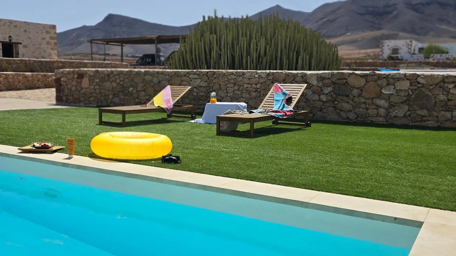 La Montaneta Tefia Suites Apartment