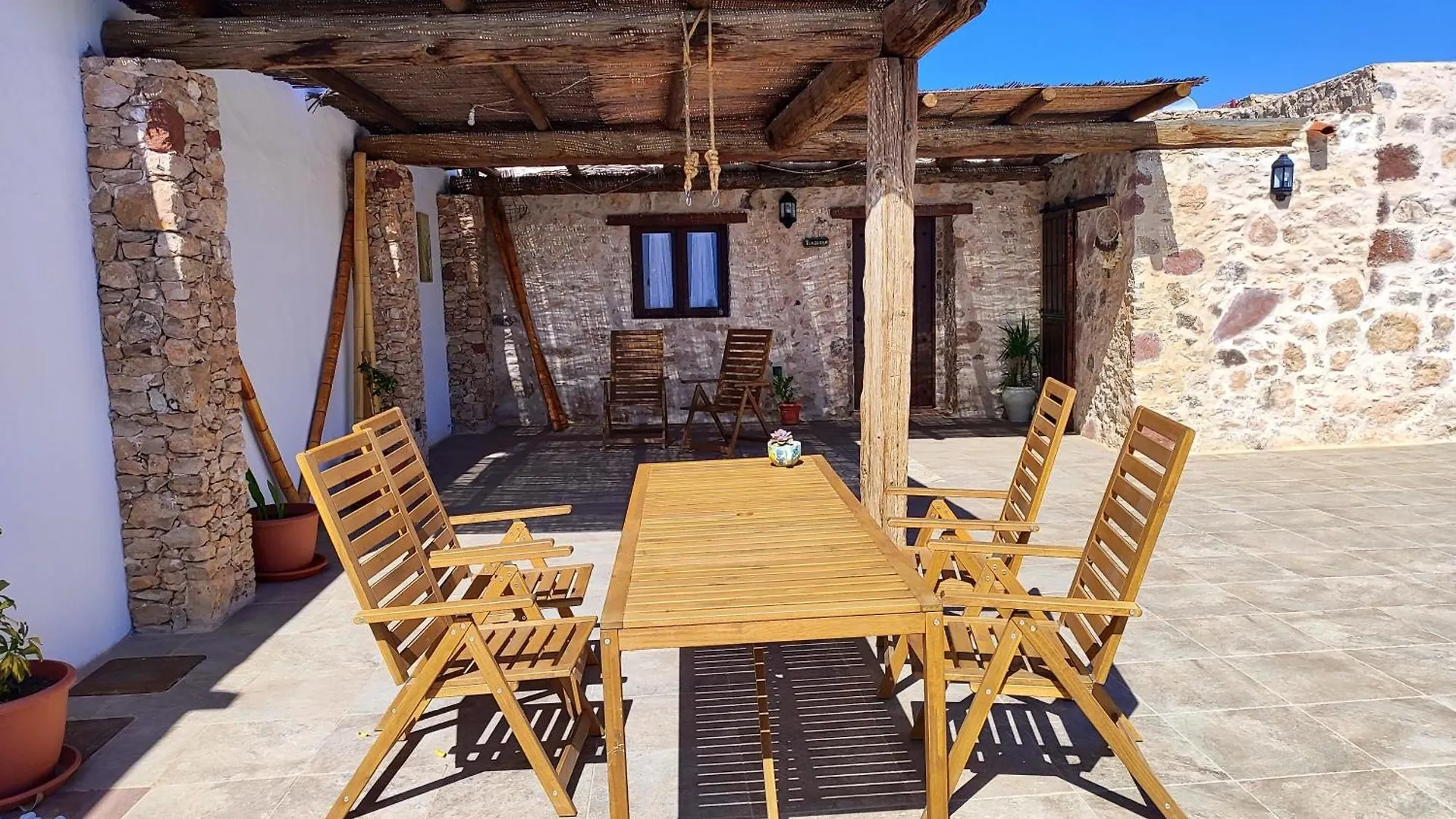 Apartment La Montaneta Tefia Suites